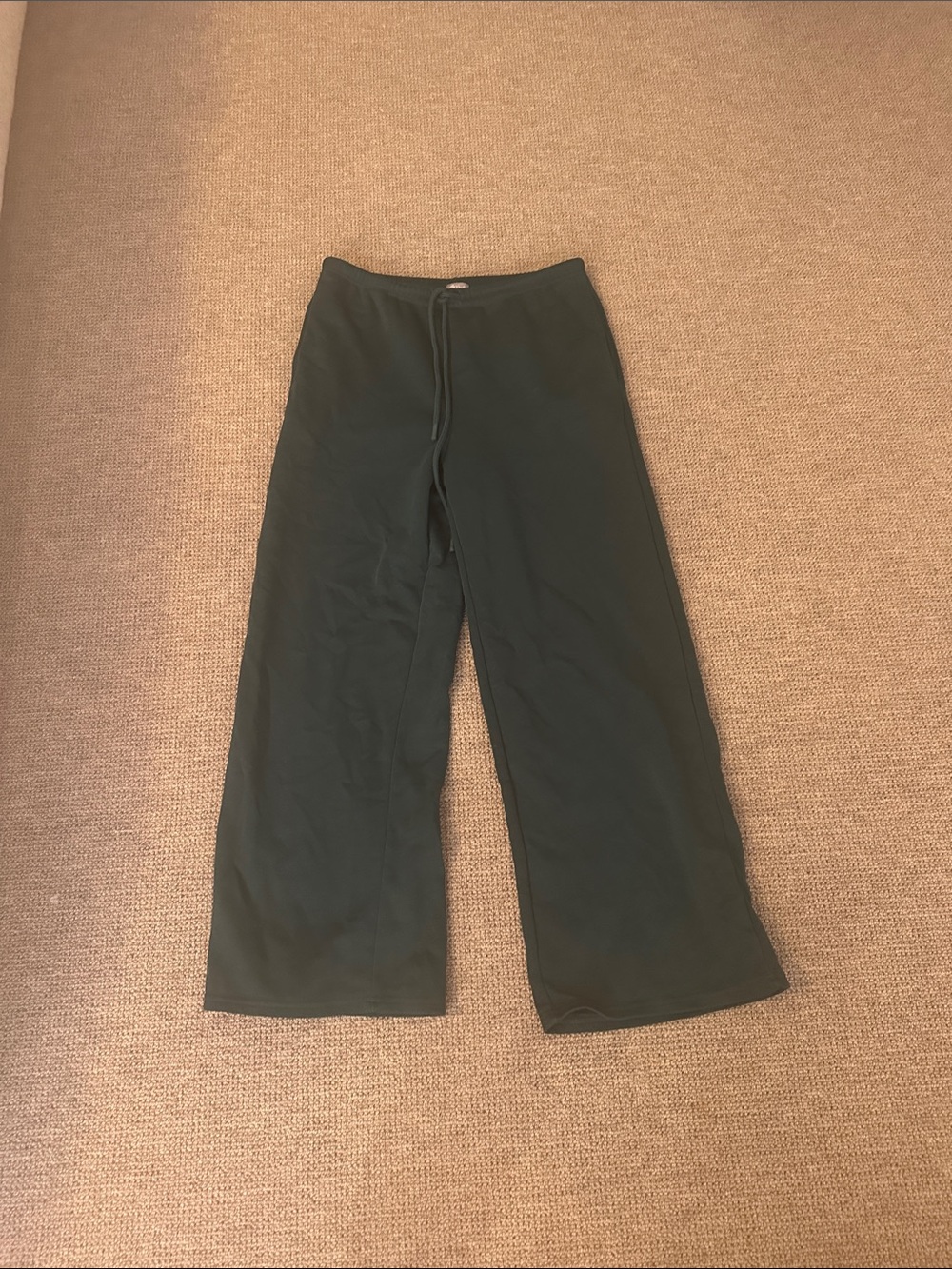 Tilly's Dark green wide leg sweatpants
